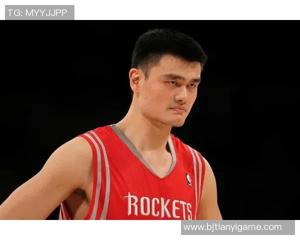 姚明在NBA猛龙队的传奇之路与篮球生涯的辉煌成就回顾