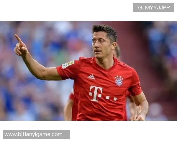 足球巨星莱万多年来的辉煌成就与个人魅力全方位解析 足球巨星莱万多年来的辉煌成就与个人魅力全方位解析