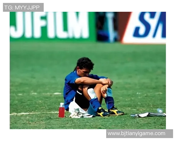 五位全球知名足球明星的传奇故事与辉煌成就解析 五位全球知名足球明星的传奇故事与辉煌成就解析